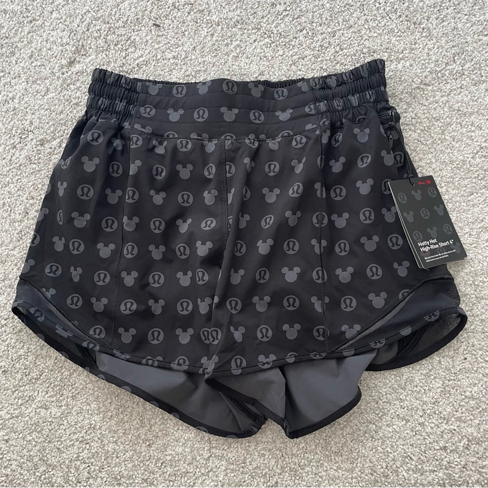 Lululemon x Disney Hotty Hot High-Rise Short 4”